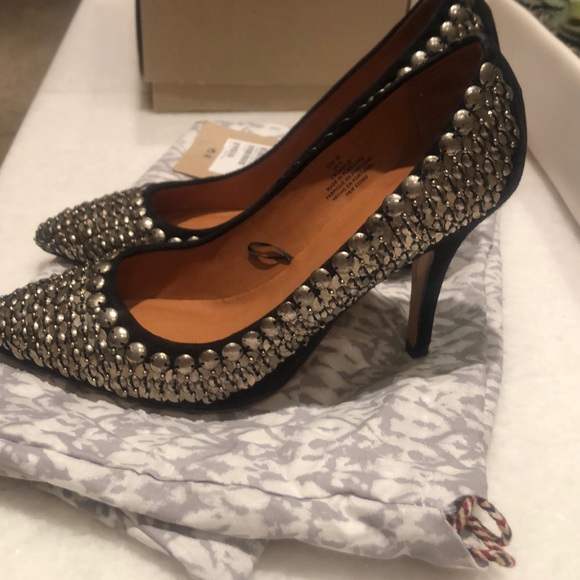Isabel Marant and HM Collab heels - Picture 3 of 8